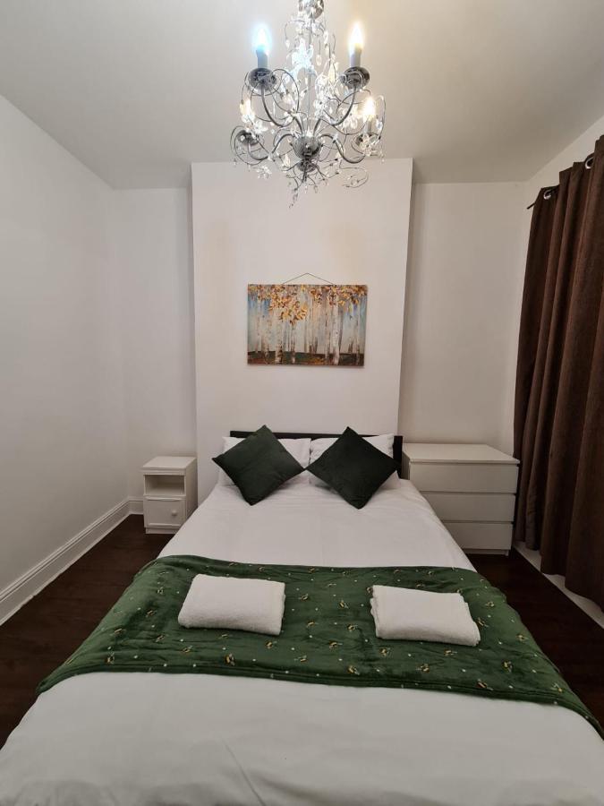 Canary Wharf Holiday Rooms Лондон Экстерьер фото